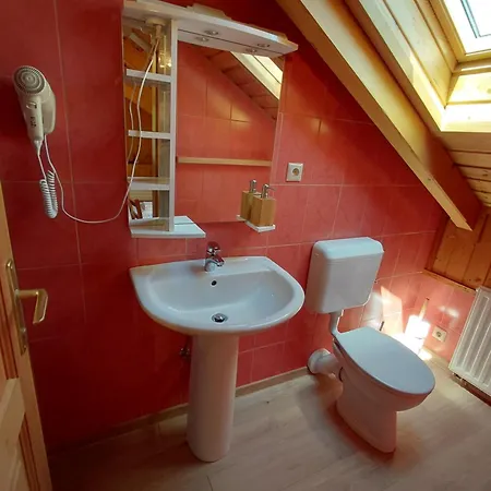 Tiszafa Vendeghaz 3*