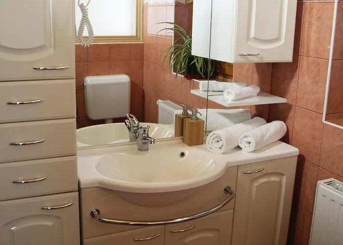 Tiszafa Vendeghaz 3*